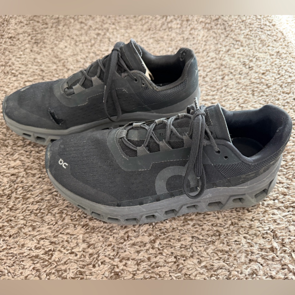 On Running Women’s Black Athletic Shoes